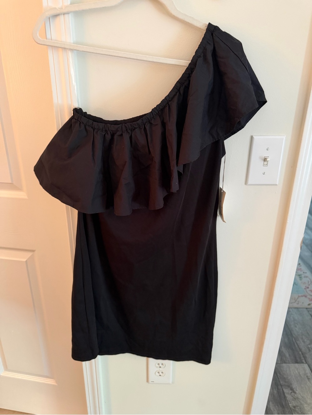 A new day one shoulder dress